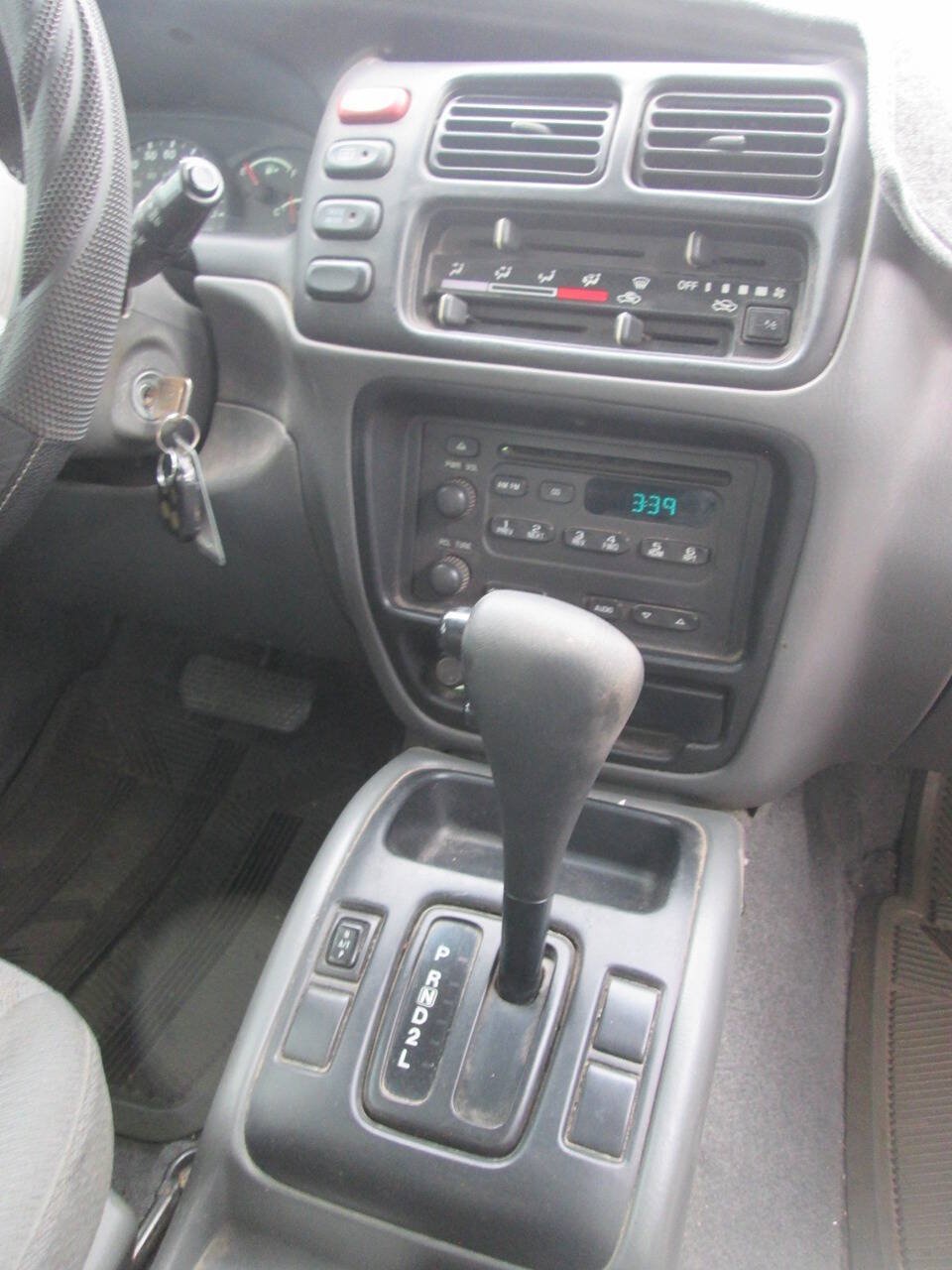 Used 2003 Chevrolet Tracker 4WD w/ Preferred Equipment Group image 21