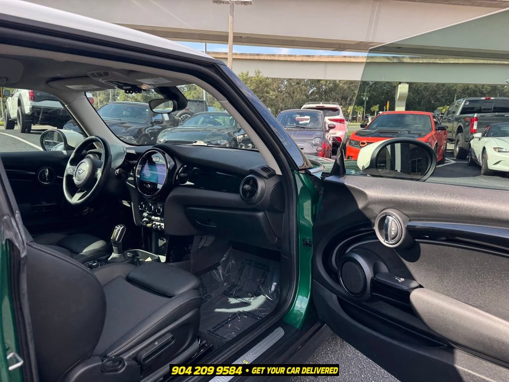 Used 2022 MINI Cooper SE w/ Driver Assistance Package FWD image 31