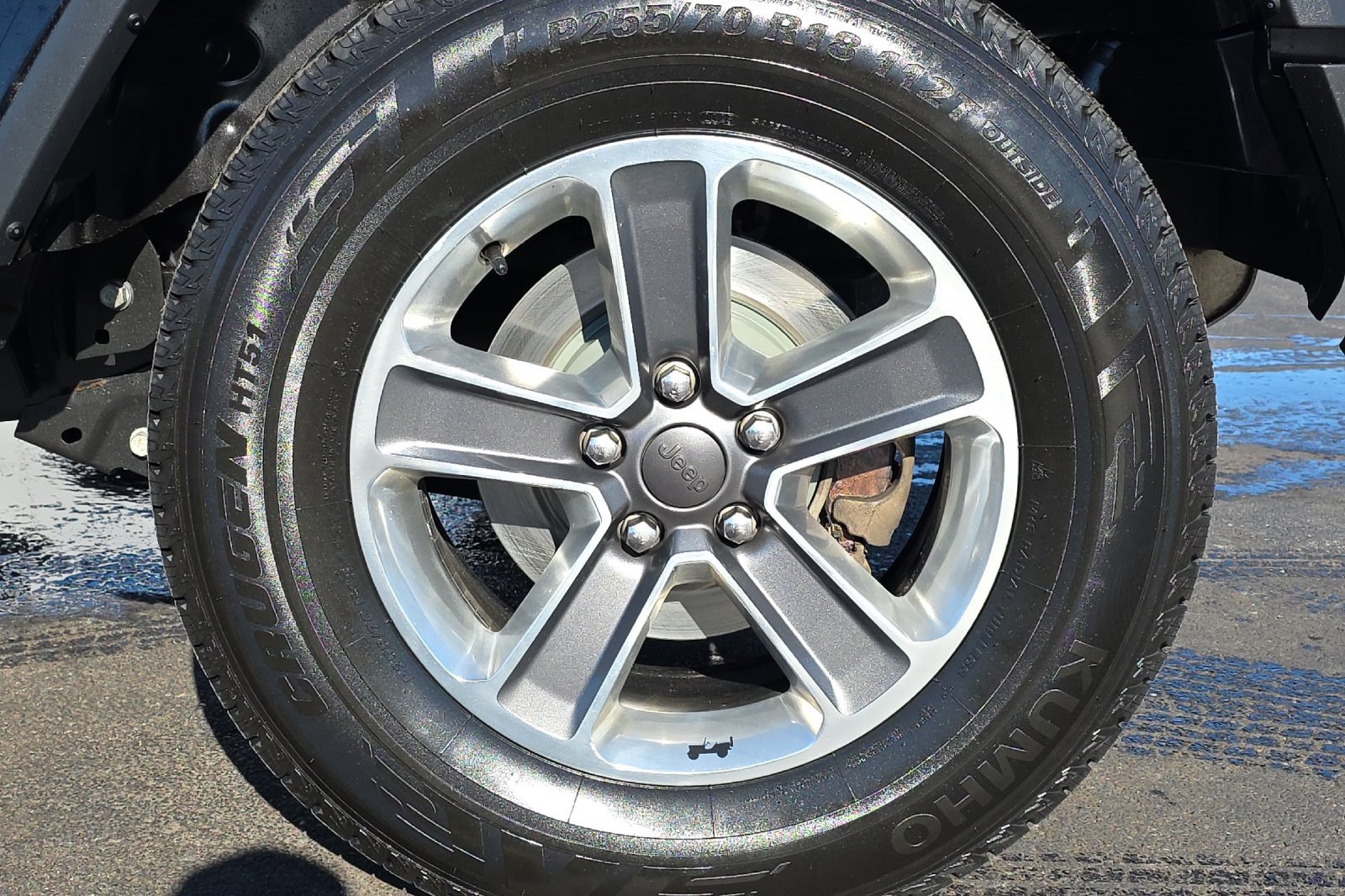 Used 2023 Jeep Wrangler Sahara image 26