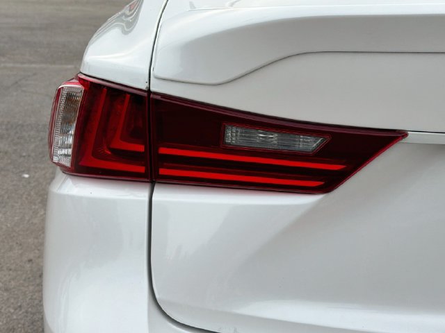 Used 2016 Lexus IS 300 AWD w/ Navigation System Package image 11