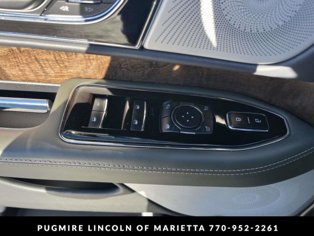 Used 2023 Lincoln Navigator Black Label AWD/4WD image 32