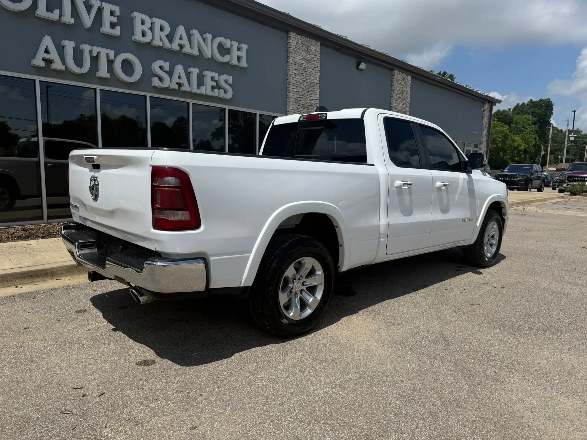 Used 2021 RAM 1500 Laramie RWD image 7