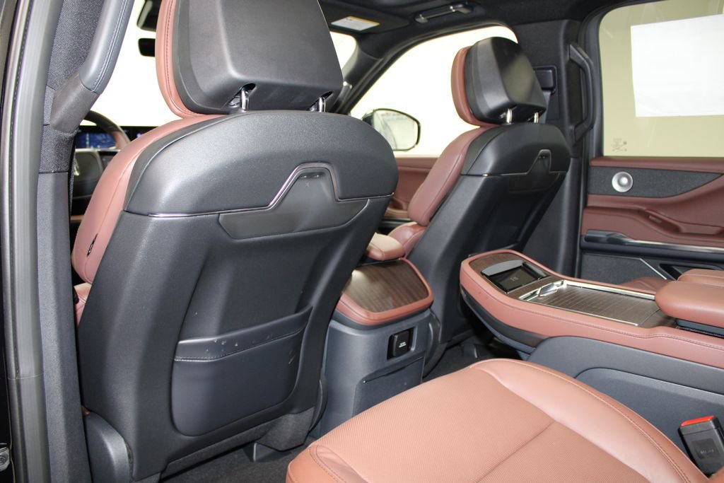 New 2026 Lincoln Navigator L Reserve image 29