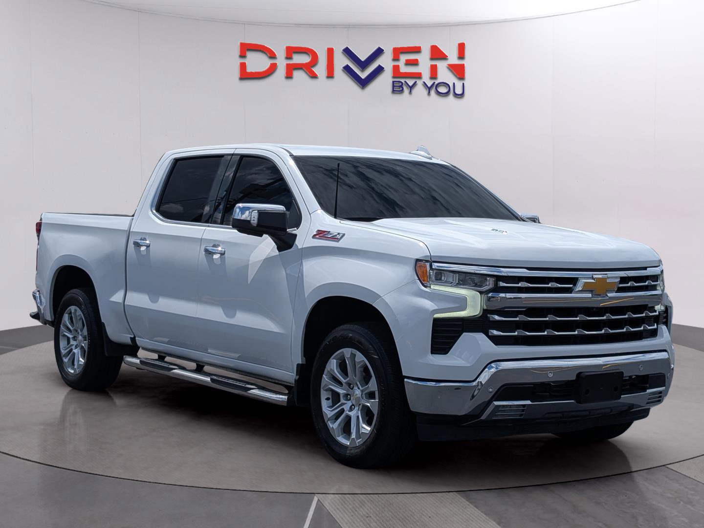 Used 2024 Chevrolet Silverado 1500 LTZ w/ Z71 Off-Road Package image 7
