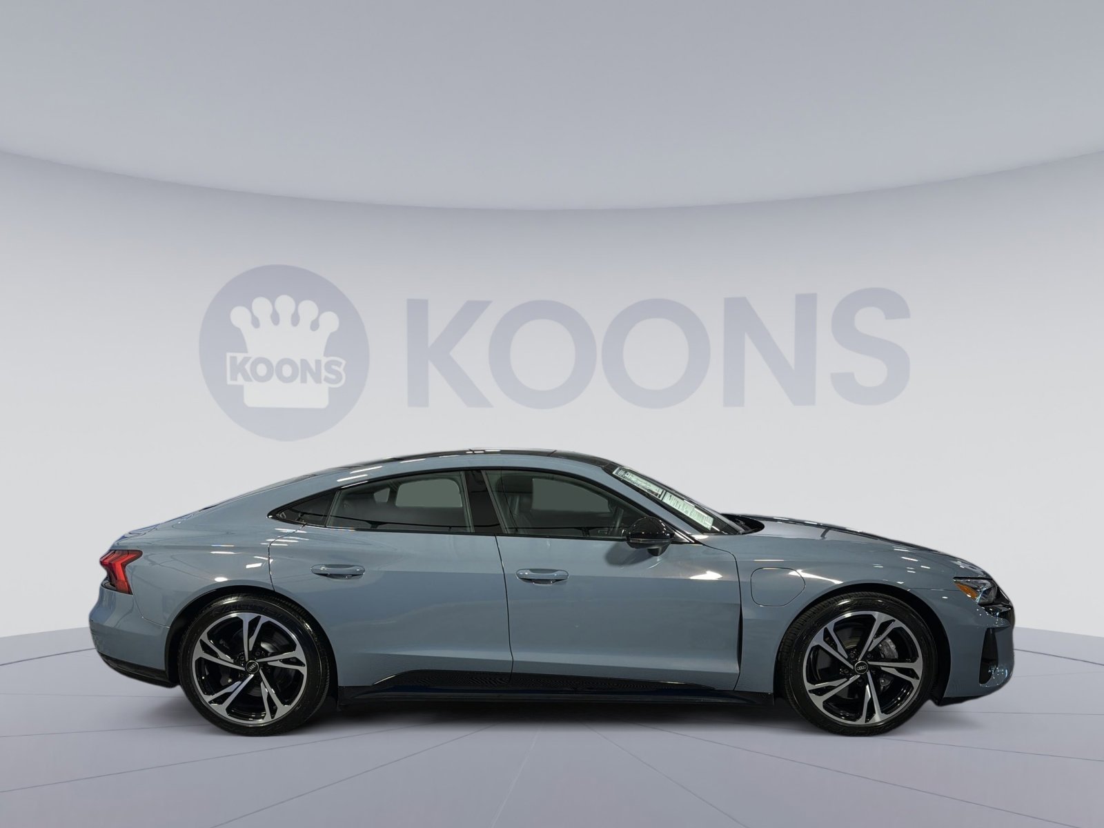 Used 2023 Audi e-tron GT Premium Plus w/ Performance Package AWD/4WD image 8