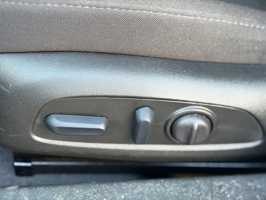 Used 2024 Chevrolet Malibu RS w/ LPO, Floor Liner Package FWD image 19