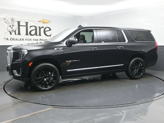 Used 2023 GMC Yukon XL Denali AWD/4WD image 33