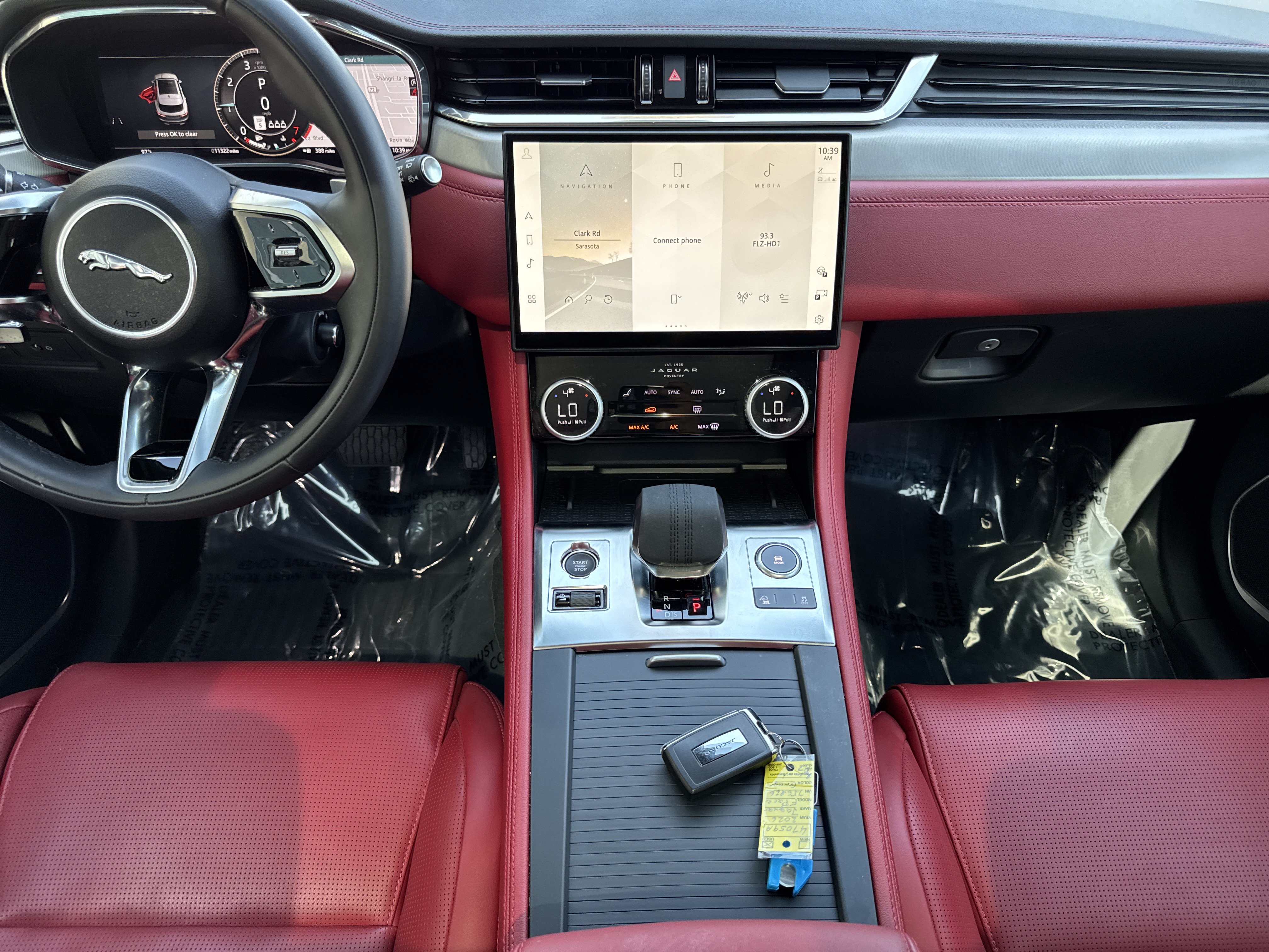 Used 2026 Jaguar F-PACE R-Dynamic S AWD/4WD image 15