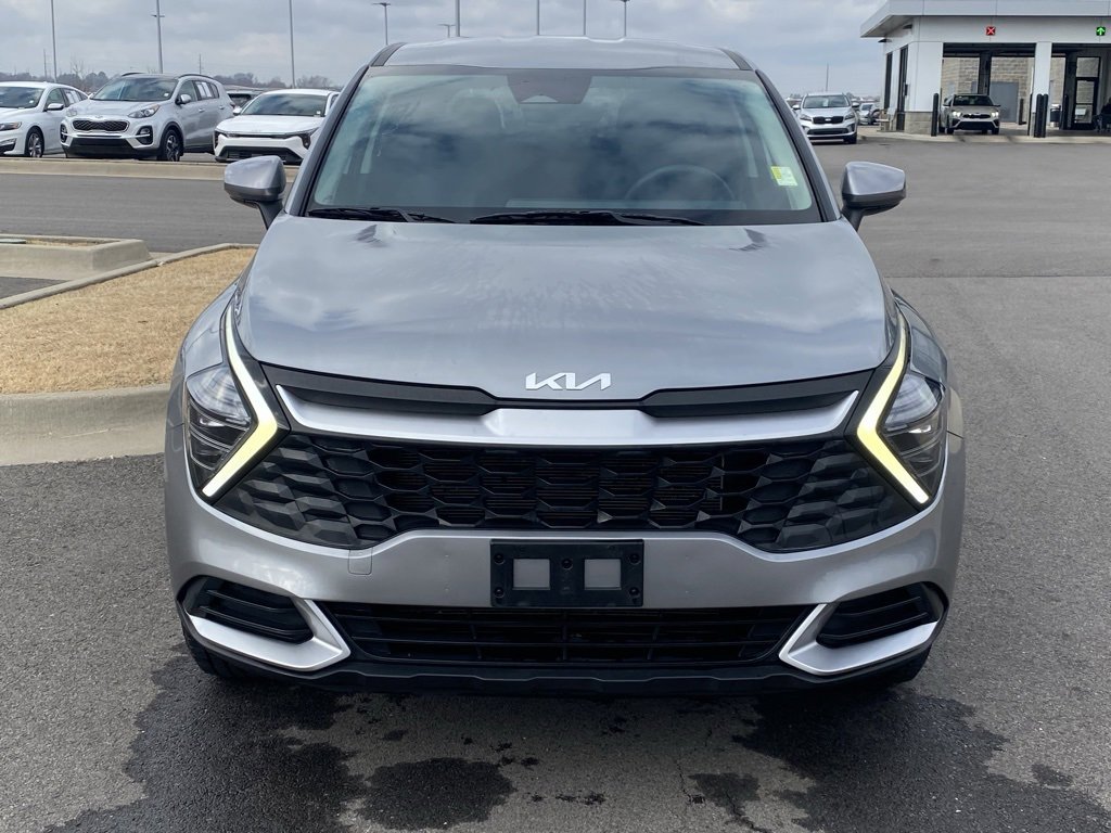 Certified 2024 Kia Sportage LX image 2