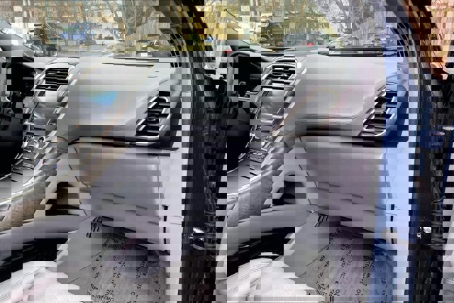 Used 2019 Lincoln Nautilus Reserve image 16