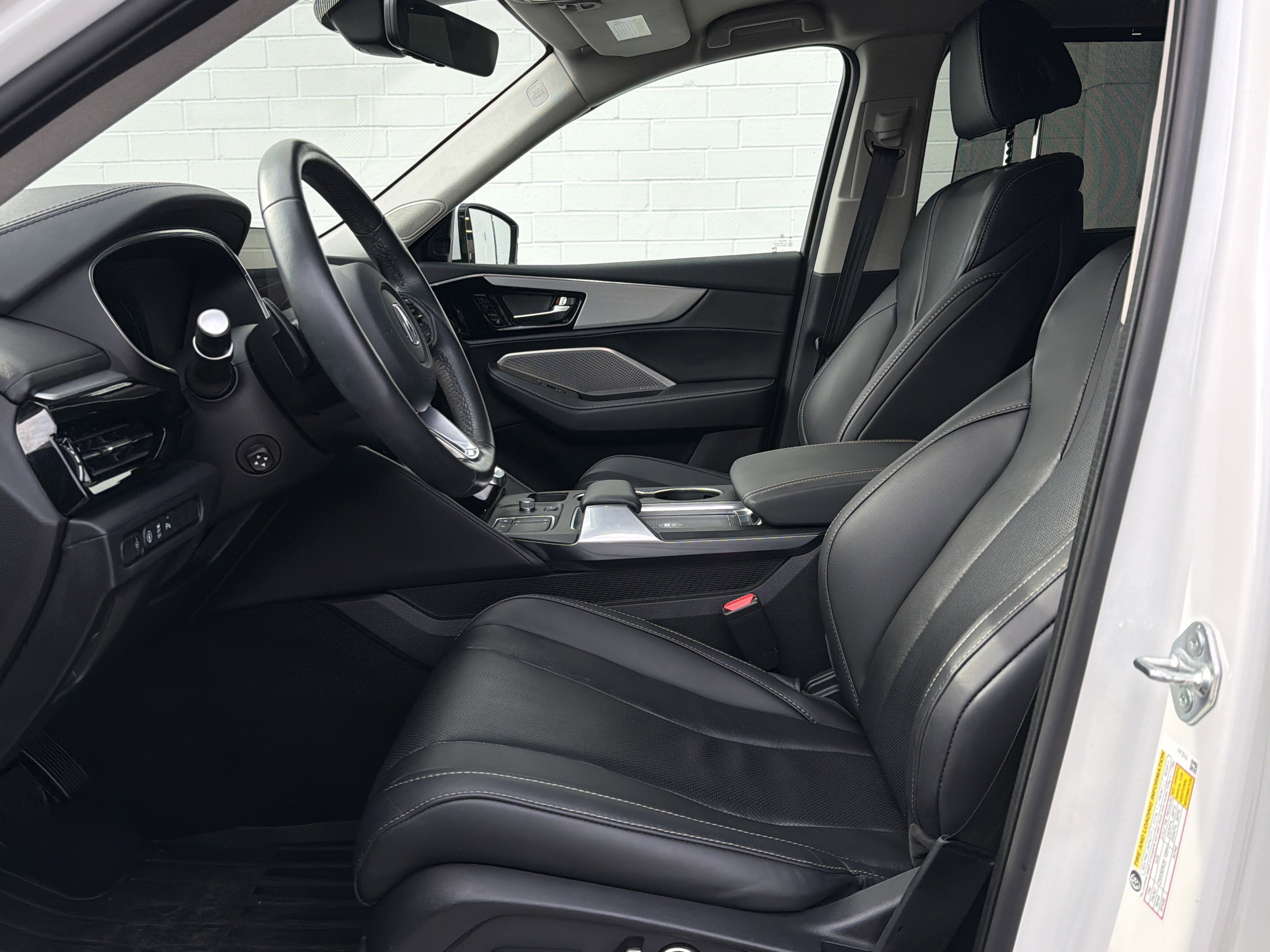 Used 2023 Acura MDX FWD w/ Technology Package image 29