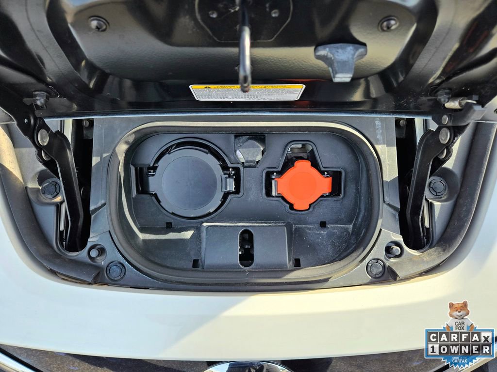 Used 2021 Nissan Leaf SL Plus image 17