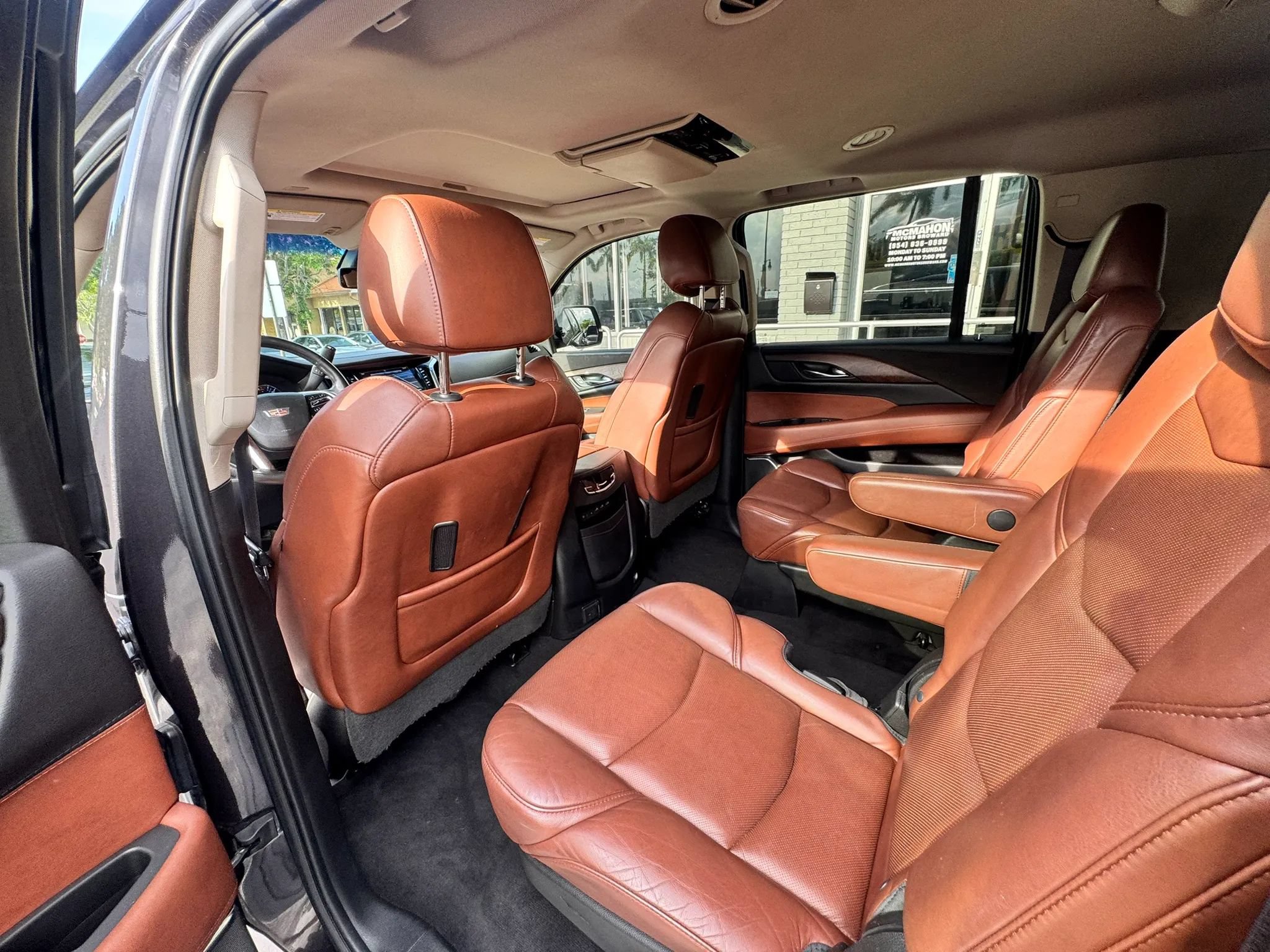 Used 2017 Cadillac Escalade ESV Premium Luxury AWD/4WD image 20