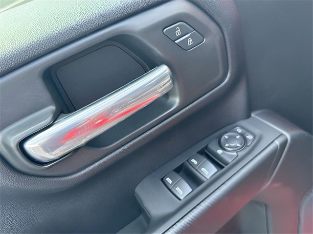 New 2025 Chevrolet Silverado 1500 Custom image 16