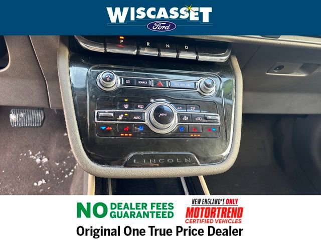 Used 2021 Lincoln Corsair AWD w/ Premium Package image 11