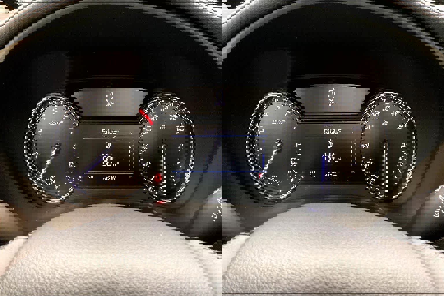 Used 2019 Cadillac XT4 Luxury image 25