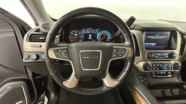 Used 2020 GMC Yukon XL Denali w/ Open Road Package AWD/4WD image 15