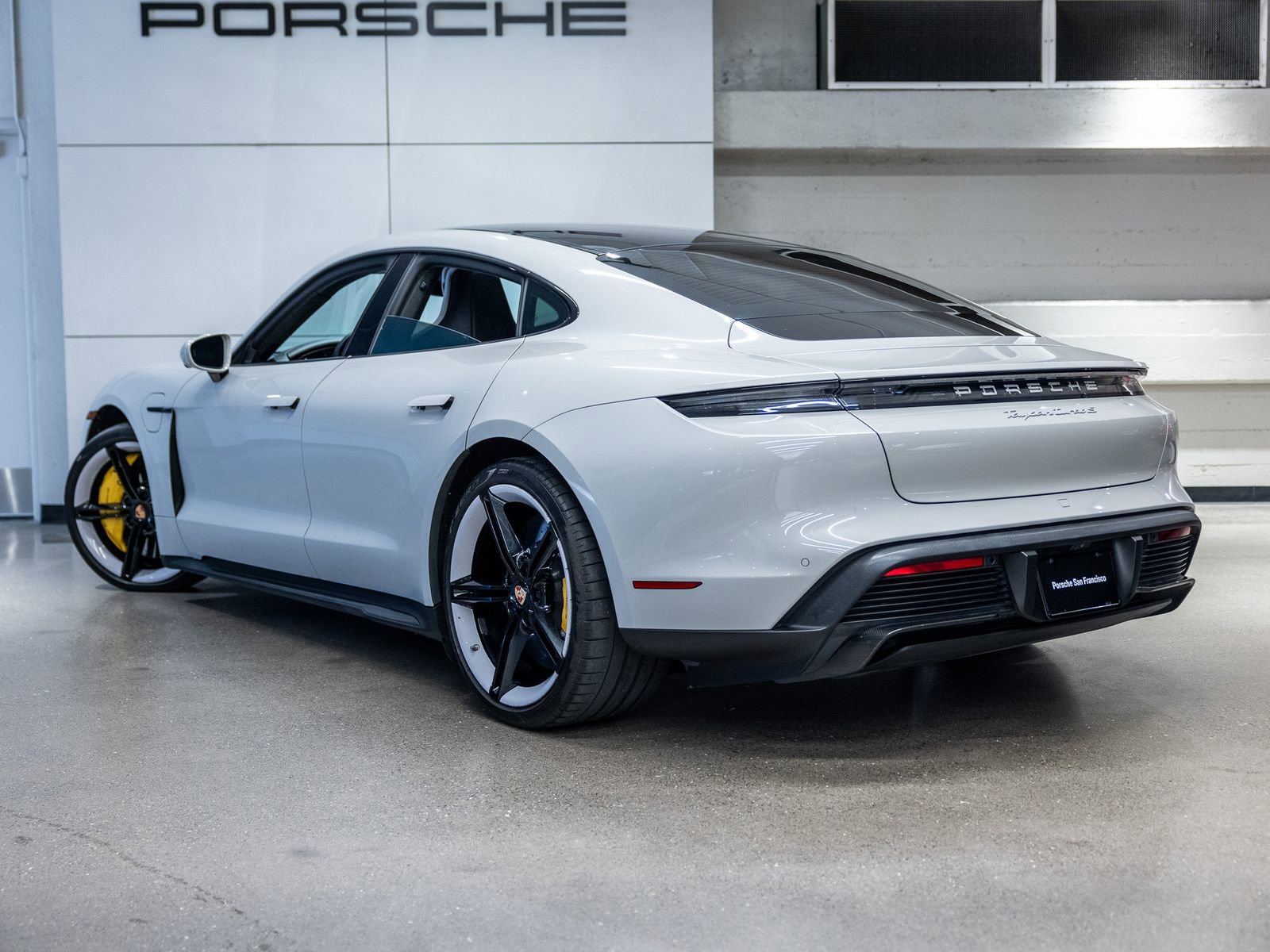 Certified 2021 Porsche Taycan Turbo S image 3
