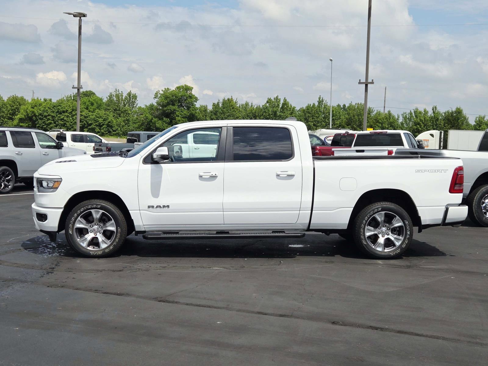 Used 2023 RAM 1500 Laramie AWD/4WD image 7