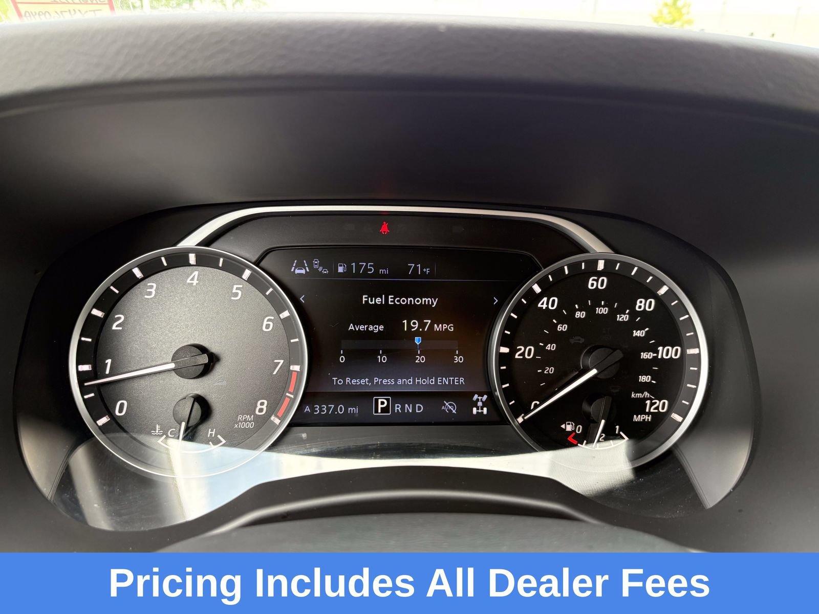 Used 2025 Nissan Frontier SV AWD/4WD image 14