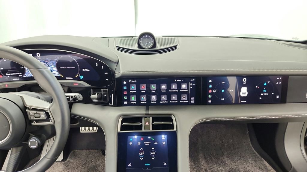 Used 2023 Porsche Taycan GTS image 24