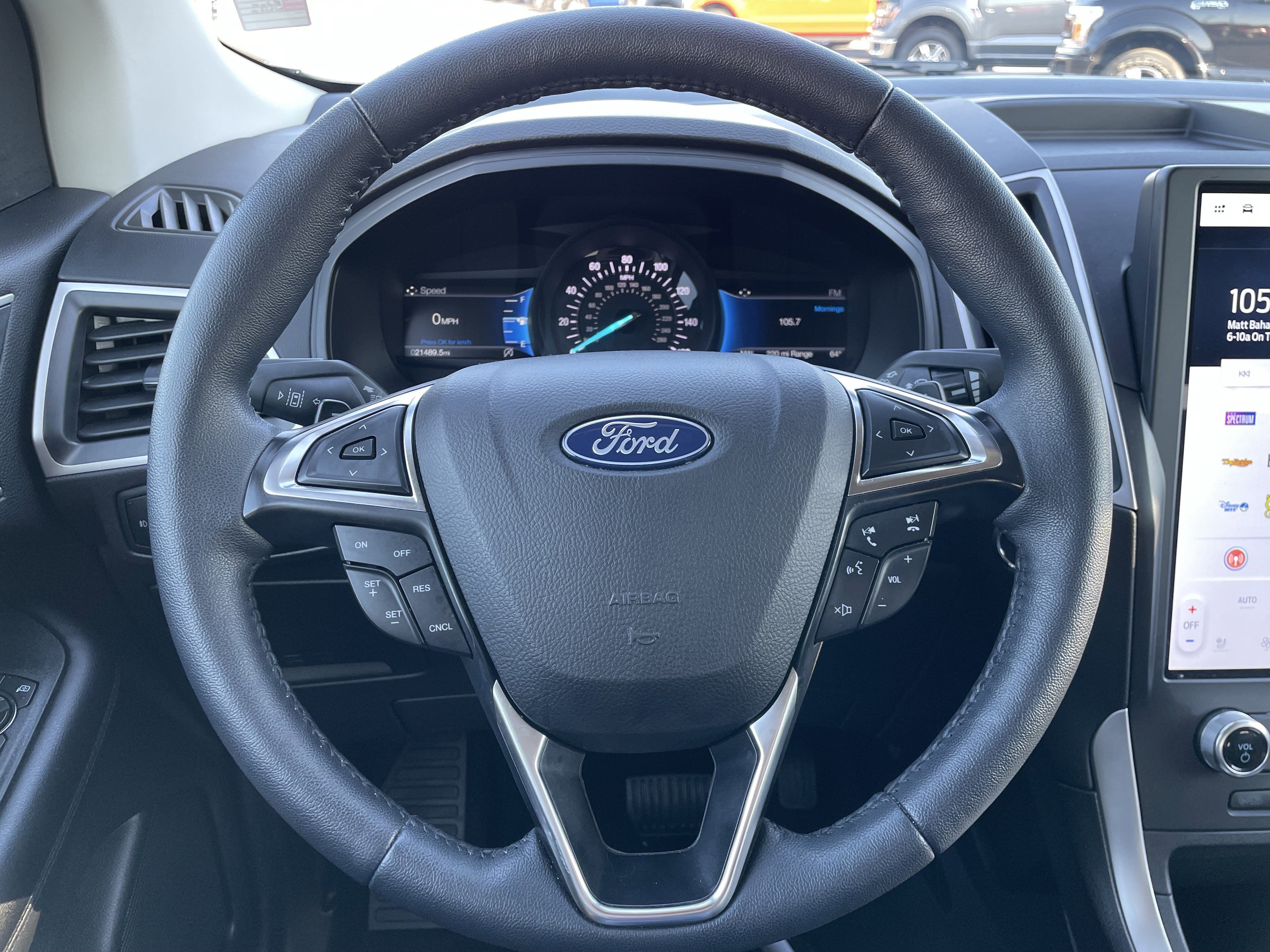 Used 2024 Ford Edge SEL w/ Convenience Package image 19