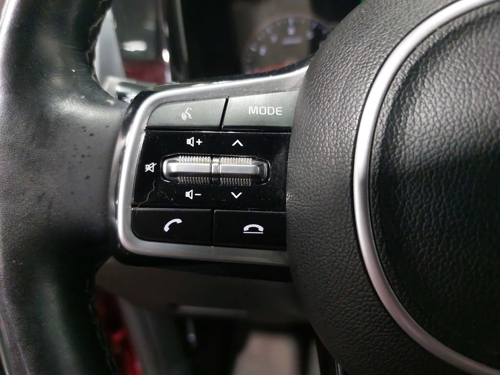 Used 2023 Kia Sorento X-Line EX image 18