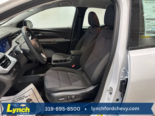 New 2027 Chevrolet Bolt LT w/ Comfort Package FWD image 5