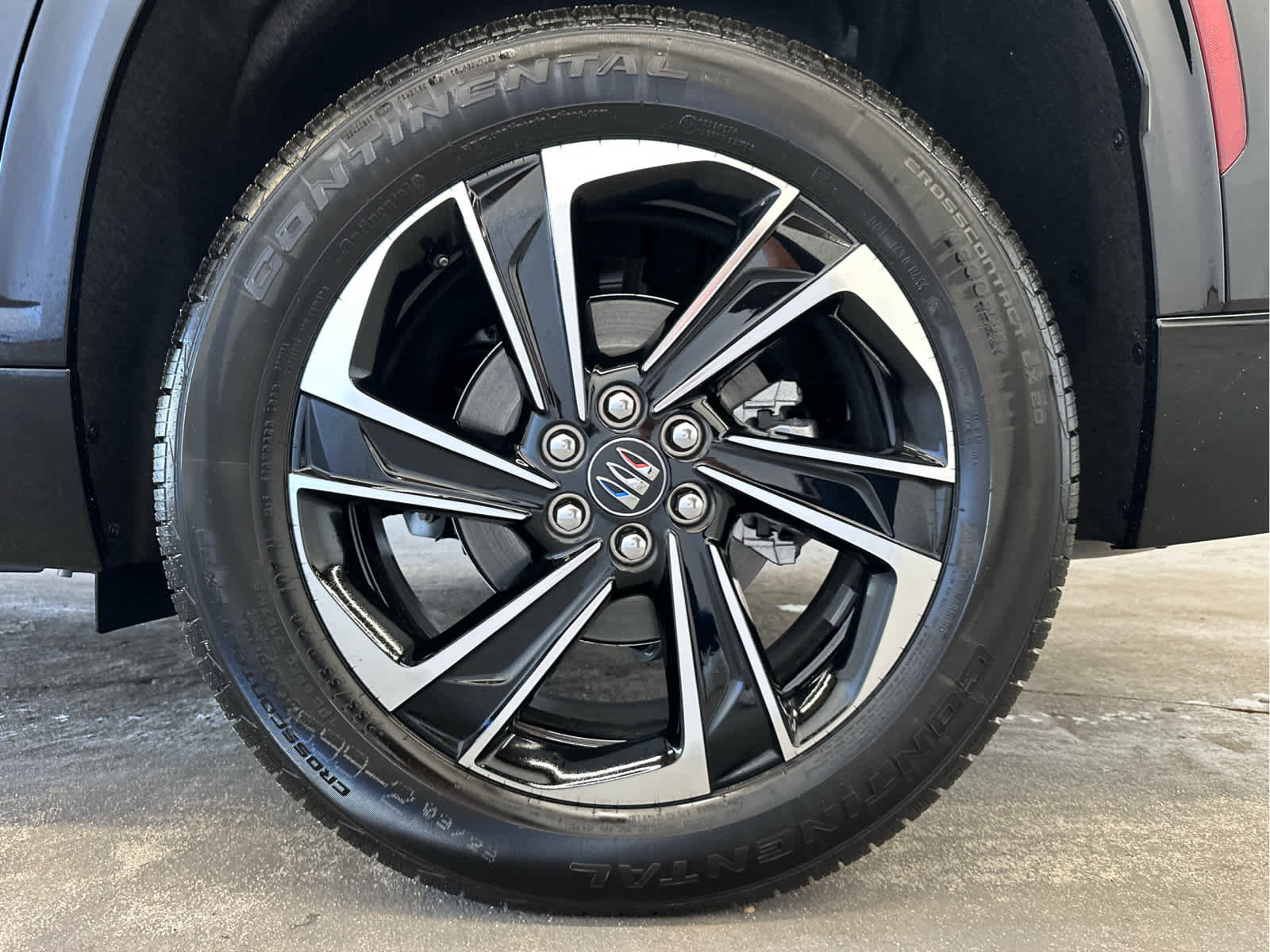 New 2026 Buick Enclave Sport Touring image 10