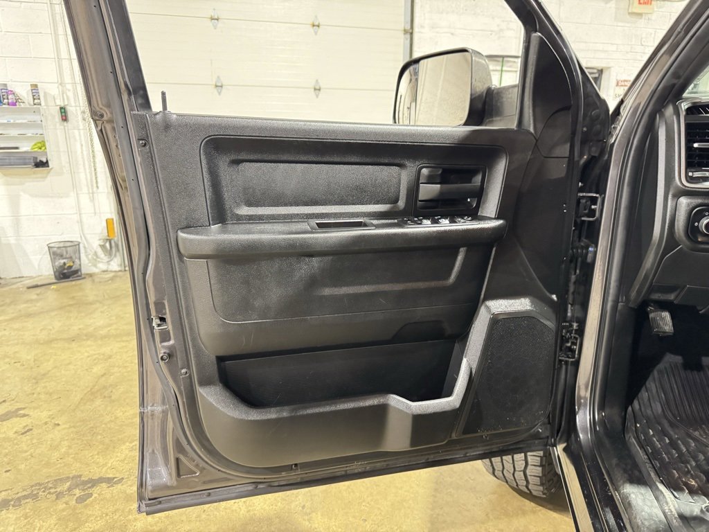 Used 2021 RAM 3500 Tradesman image 23