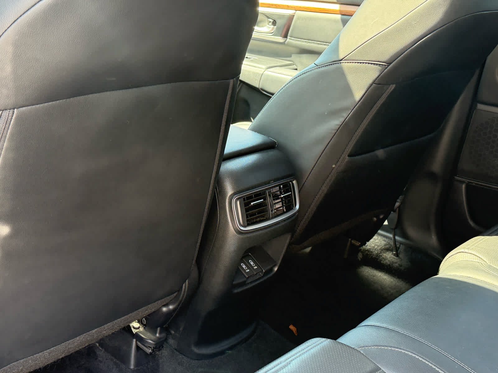 Used 2022 Honda CR-V Touring image 26