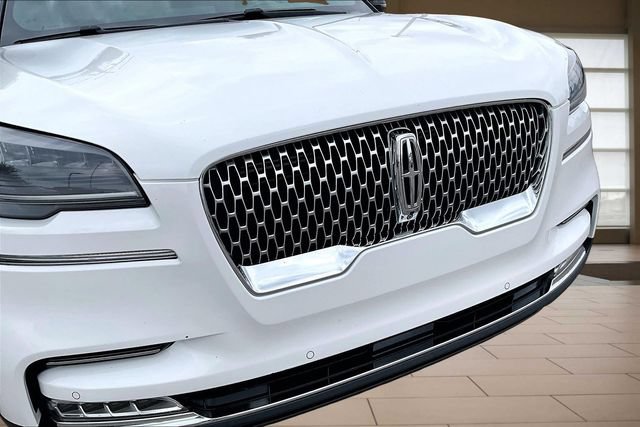Used 2021 Lincoln Aviator Reserve w/ Equipment Group 201A AWD/4WD image 29