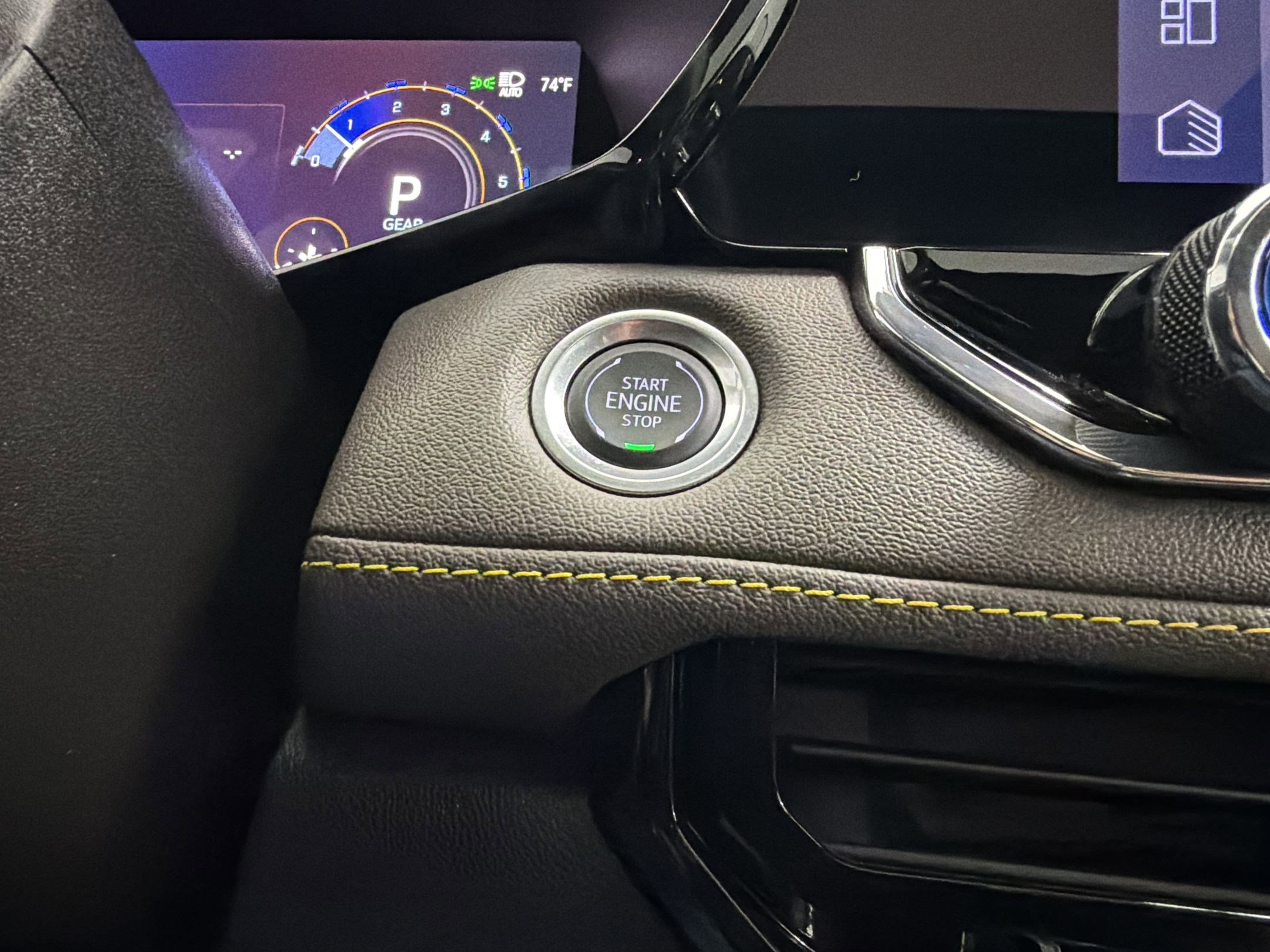 Used 2024 Chevrolet Colorado ZR2 w/ ZR2 Convenience Package III image 26