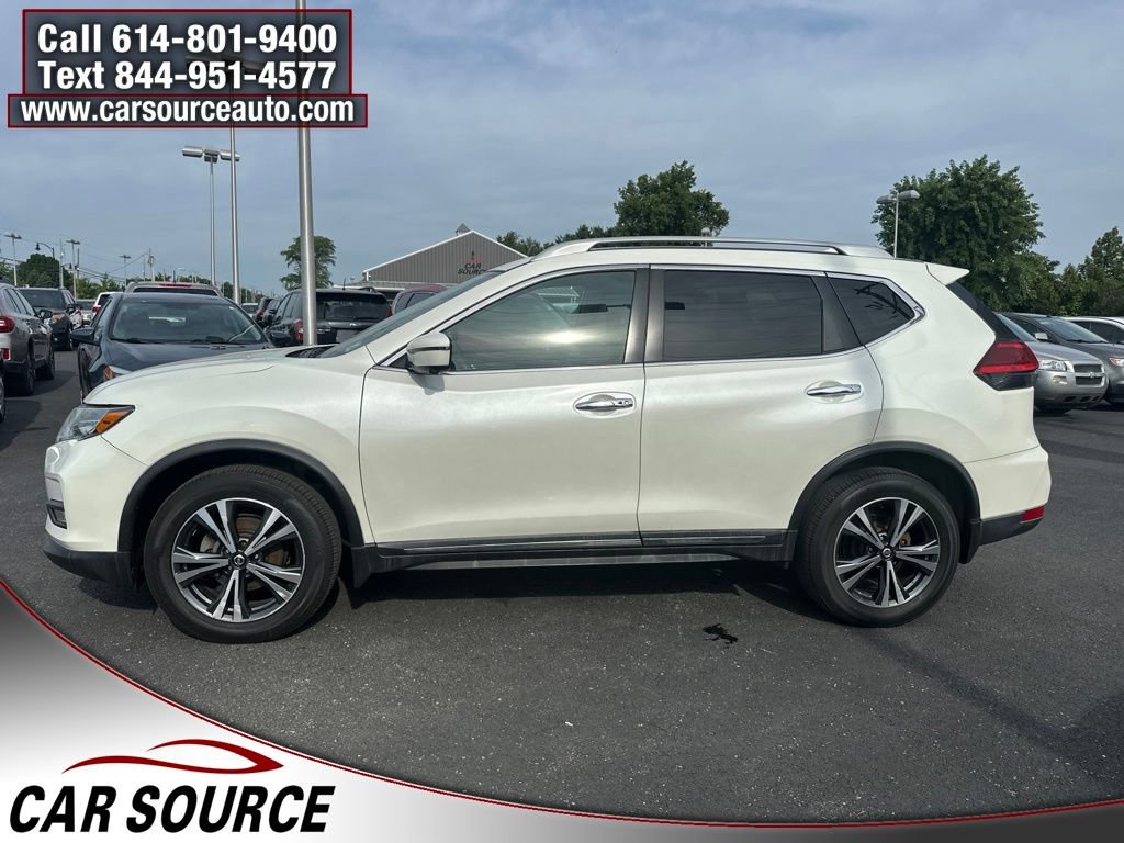 Used 2017 Nissan Rogue SL w/ SL Premium Package AWD/4WD image 4