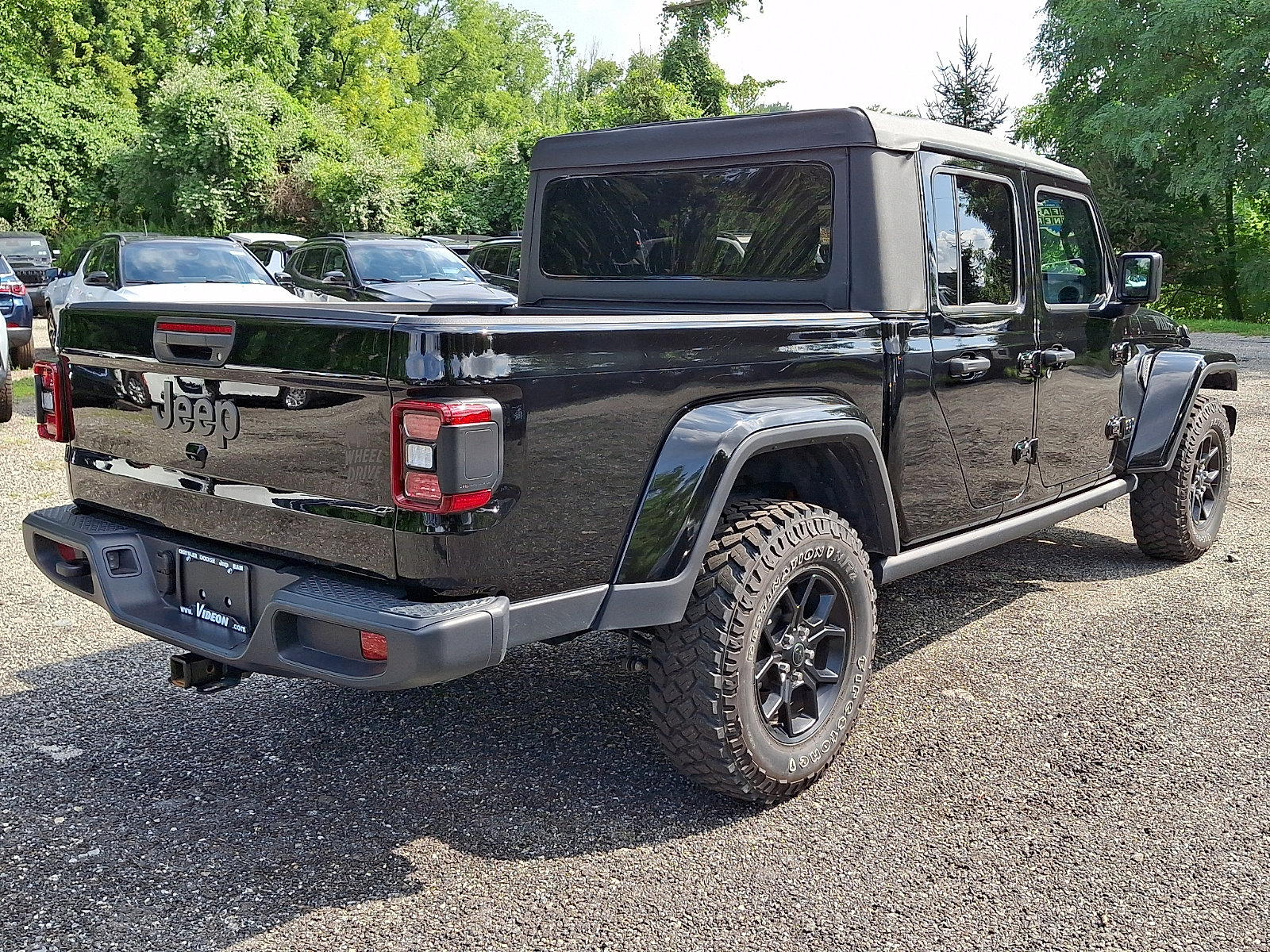 Certified 2025 Jeep Gladiator Sport AWD/4WD image 6