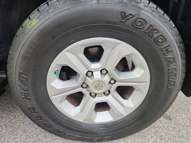 Used 2019 Toyota 4Runner SR5 image 35