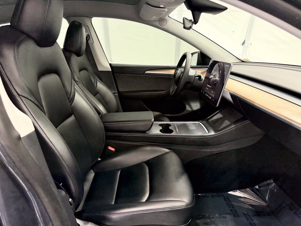 Used 2023 Tesla Model Y Long Range AWD/4WD image 21