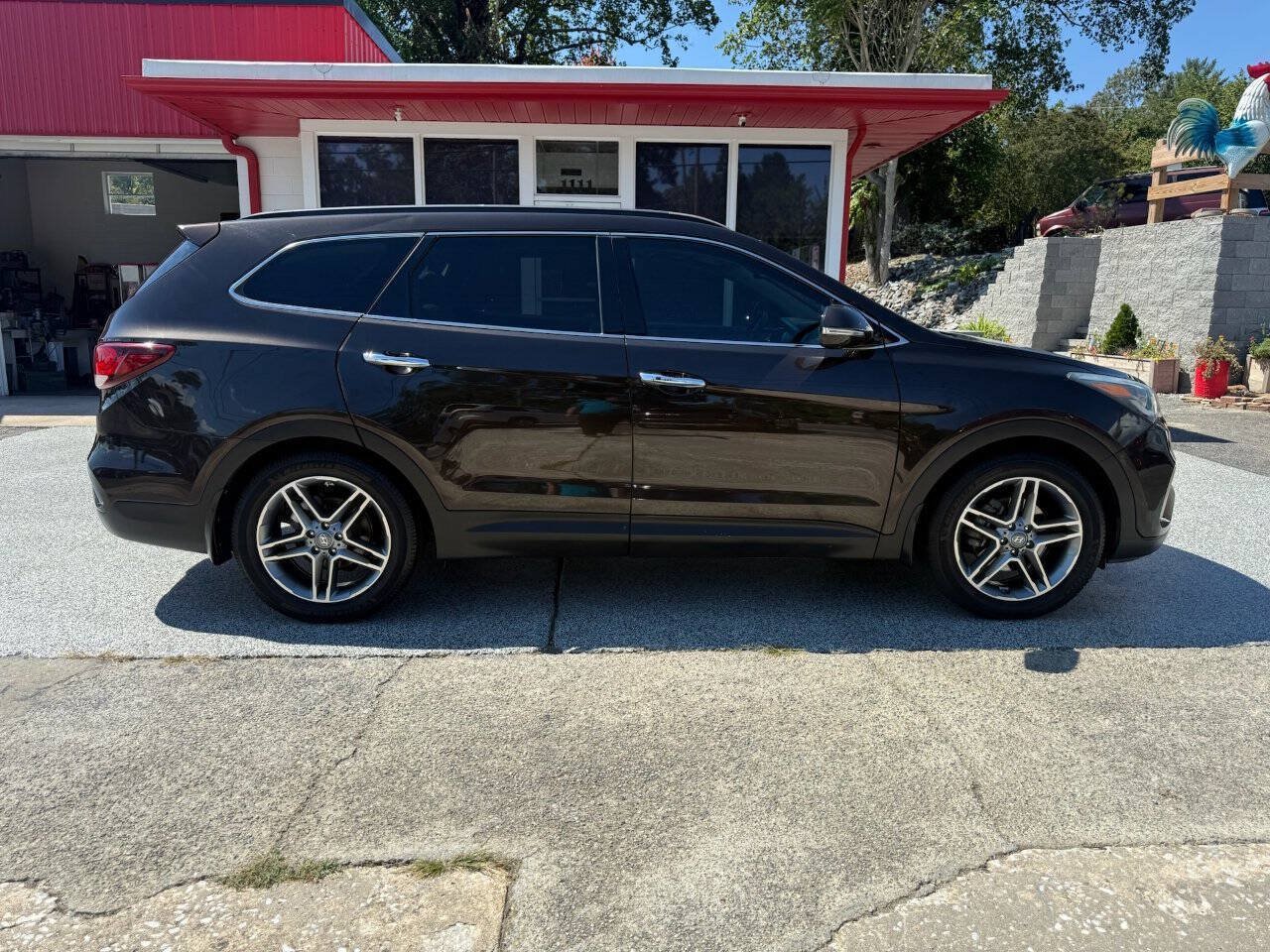 Used 2018 Hyundai Santa Fe AWD w/ SE Ultimate Tech Package 03 image 4