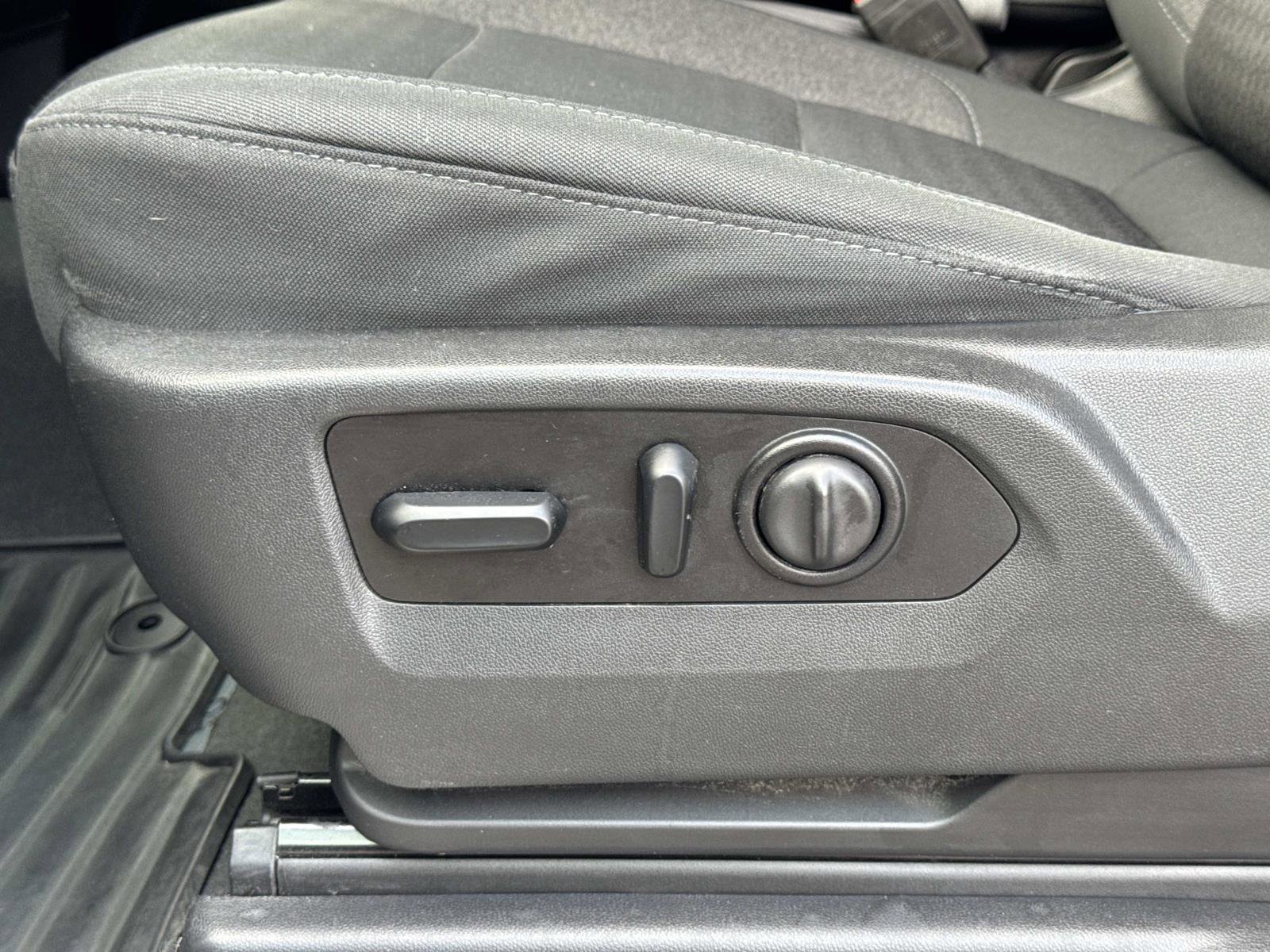 Used 2021 Chevrolet Silverado 3500 LT w/ Convenience Package image 22