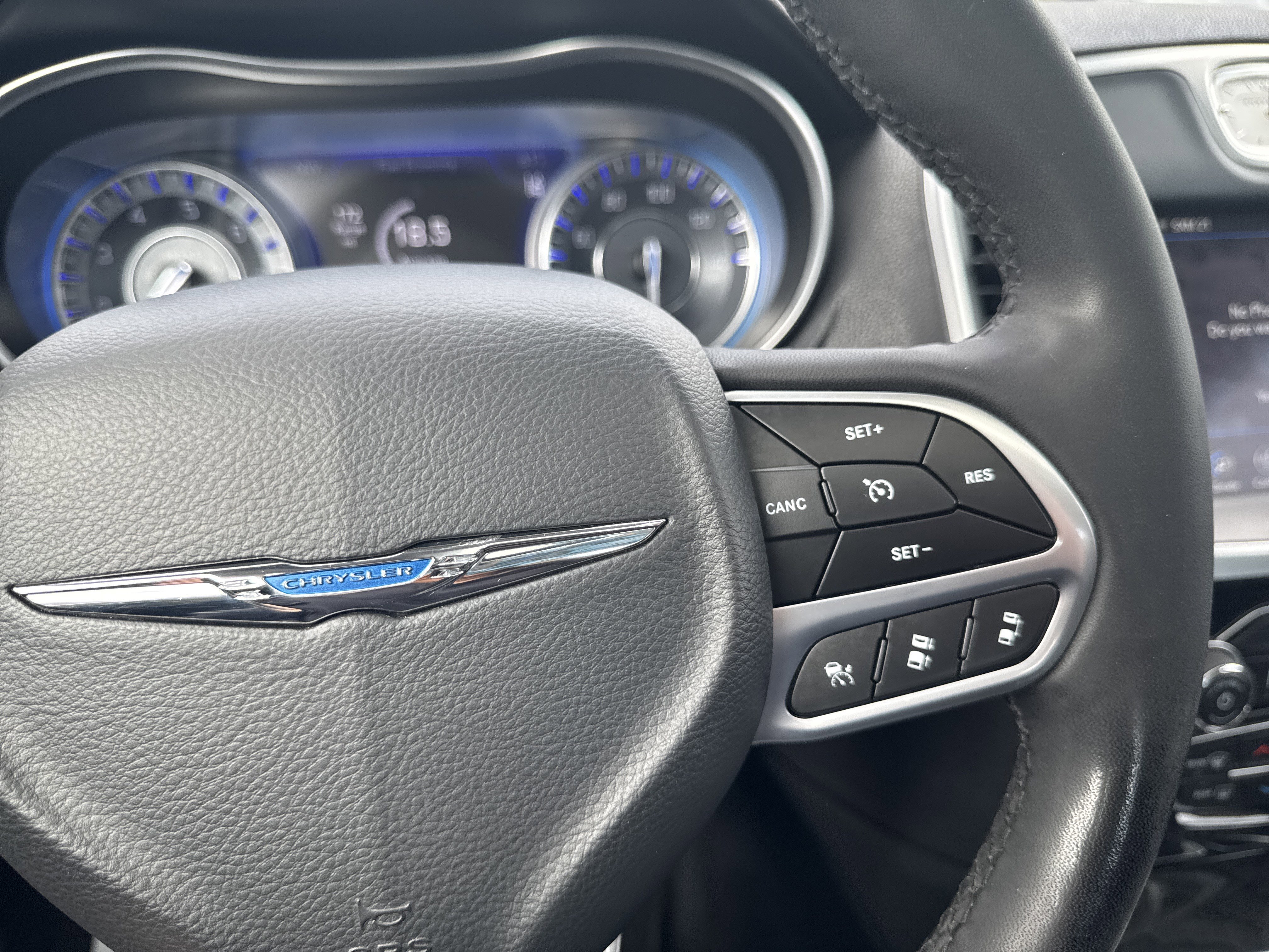 Used 2022 Chrysler 300 Touring L w/ Popular Equipment Group image 24