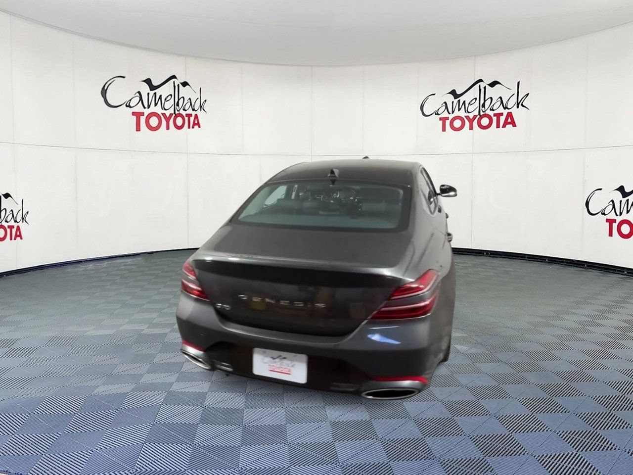Used 2026 Genesis G70 2.5T RWD image 9