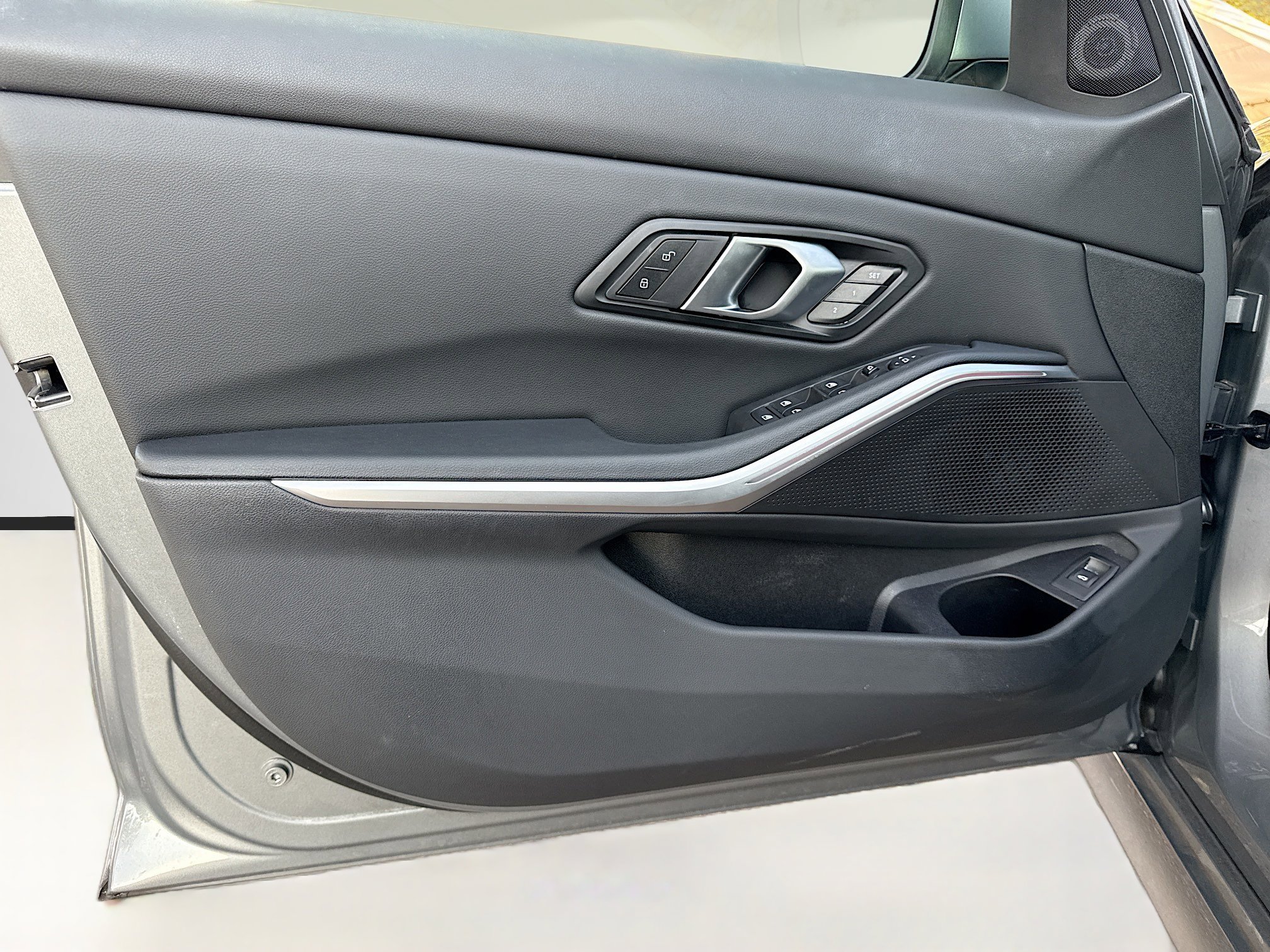 Used 2025 BMW 330i Sedan image 22