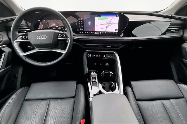 Used 2025 Audi Q5 Premium Plus w/ Premium Plus image 15