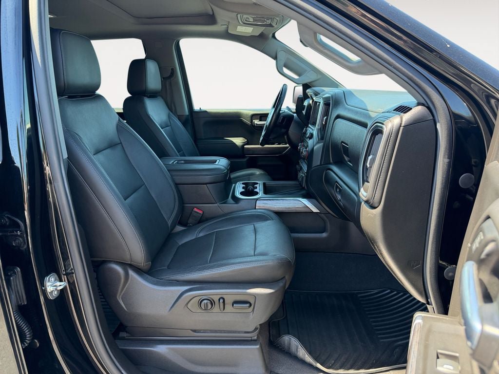 Used 2019 Chevrolet Silverado 1500 LTZ w/ LTZ Premium Package AWD/4WD image 24