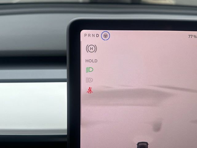 Used 2021 Tesla Model Y Long Range image 12