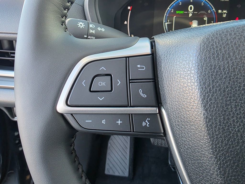 Used 2026 Toyota Grand Highlander XLE image 12