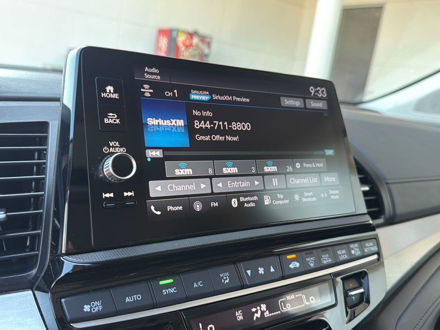 Used 2025 Honda Odyssey EX-L image 23