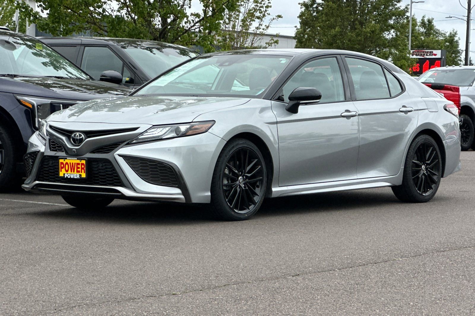 Used 2022 Toyota Camry XSE w/ Navigation Package FWD image 8