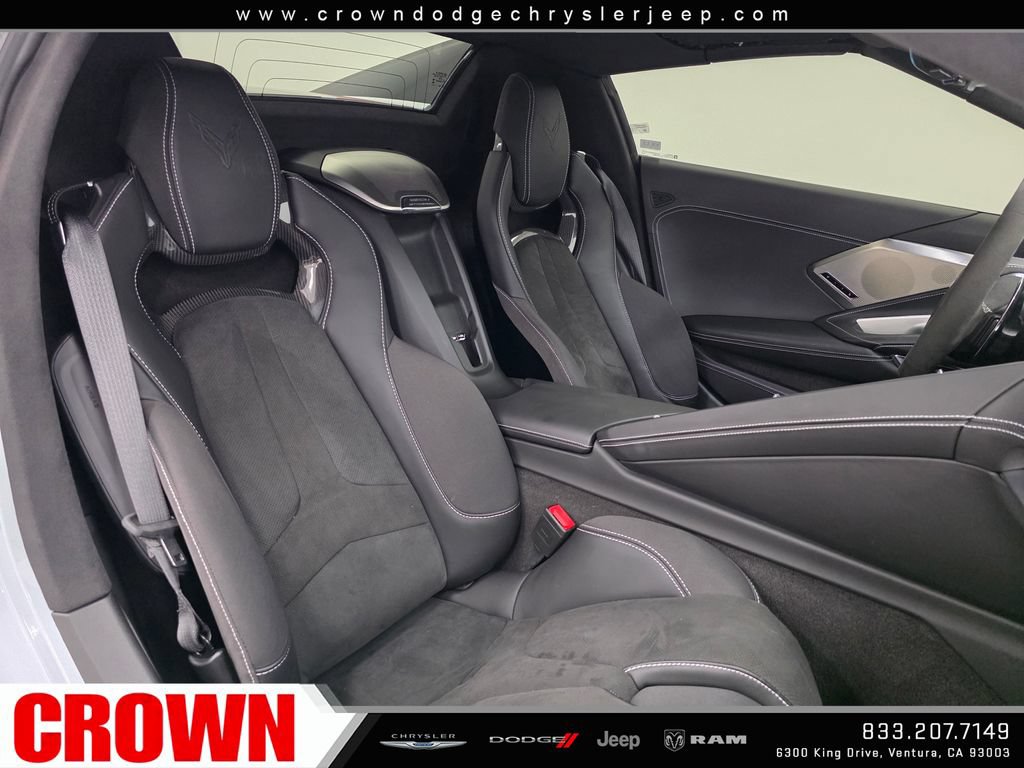 Used 2024 Chevrolet Corvette Stingray Premium Conv w/ Z51 Performance Package RWD image 19
