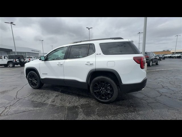 Certified 2023 GMC Acadia SLE w/ Driver Convenience Package image 6
